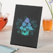 Signe De Table Tabourets dans Bushes (In SItu)