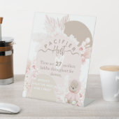 Signe De Table Teddy Bear Boho baby shower Pacifier chasse jeu (In SItu)