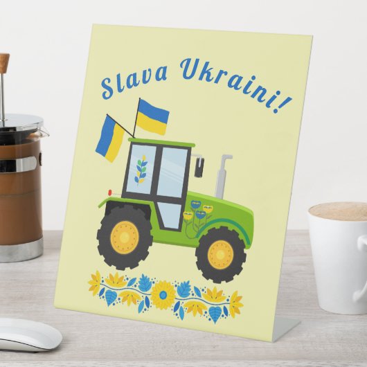 Signe De Table Tracteur Whimsical Ukraine (In SItu)