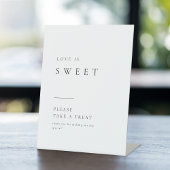 Signe De Table Typographie simple et élégante L'amour est Mariage