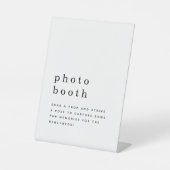 Signe De Table Typographie simple Noir Blanc Photo Booth Mariage (Recto)