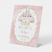 Signe De Table Un lapin devient un premier anniversaire Bienvenue (Recto)