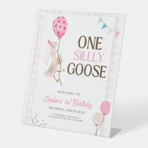 Signe De Table Une invitation "Une Oie Idiote", fille de 1er anni