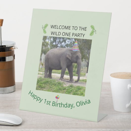 Signe De Table Wild One Elephant Party Welcome Sign (In SItu)