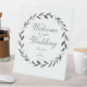Signe De Table Wreath Olive Bienvenue À Notre Mariage Élégant (In SItu)