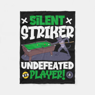 Silent Striker - biljart en kat Fleece Deken