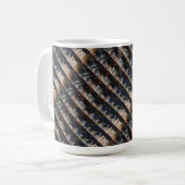 "Silent Thunder 2 Tiled" Abstract Design Mok (Voorkant links)