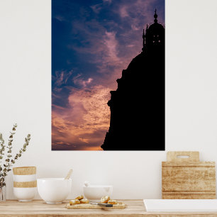Silhouet van een kerk bij zonsondergang in Rome Poster