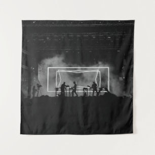 SILHOUETTE FOTO VAN ROCK BAND OP DE PRESTATIE VAN  WANDKLEED