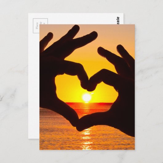 Silhouette hand in hartvorm en zonsopgang over de briefkaart (Voorkant / Achterkant)