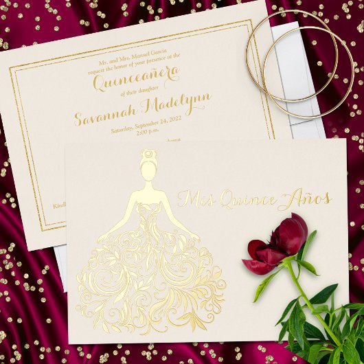 Silhouette Quinceañera Invitation Ivoire Gold Foil