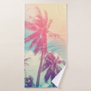 Silhouette tropische palmboom met zonlicht op ons badhanddoek