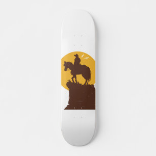 Silhouette van cowboy-rijdend paard bij zonsonderg skateboard