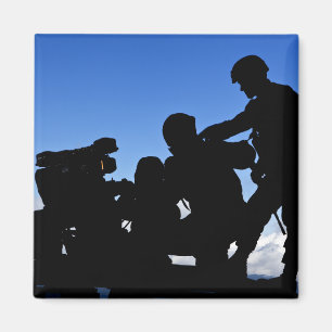 Silhouette van soldaten magneet