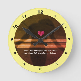 Silhouette van Vrouw, Vloerhart en liefdestekst Ronde Klok