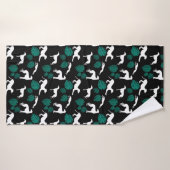 Silhouettes Greyt Greyhound avec Feuilles Monstera (Serviette de bain)