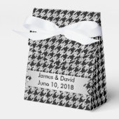 Silver and Black Herringbone Favor Box Bedankdoosjes (Voorkant Zijde)
