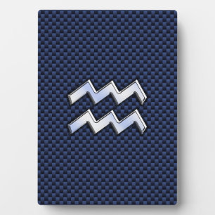 Silver Aquarius-teken op Navy Blue Carbon Art Fotoplaat