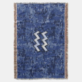 Silver Aquarius Zodiac Sign Navy Blue Digital Camo Deken (Voorkant Verticaal)