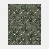 Silver Aries Zodiac-symbool op Green Digital Camo Fleece Deken (Voorkant)