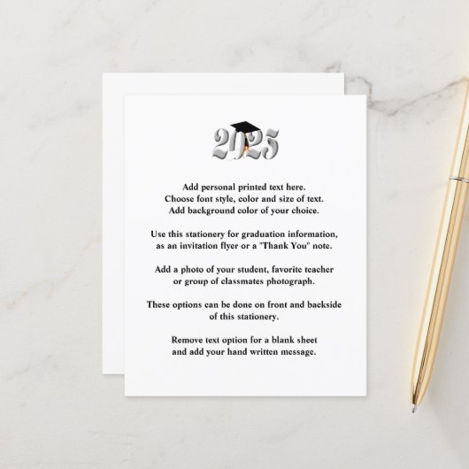 Silver Class of 2025 Afstuderen aangekondigd (Voorkant / Achterkant in situ)