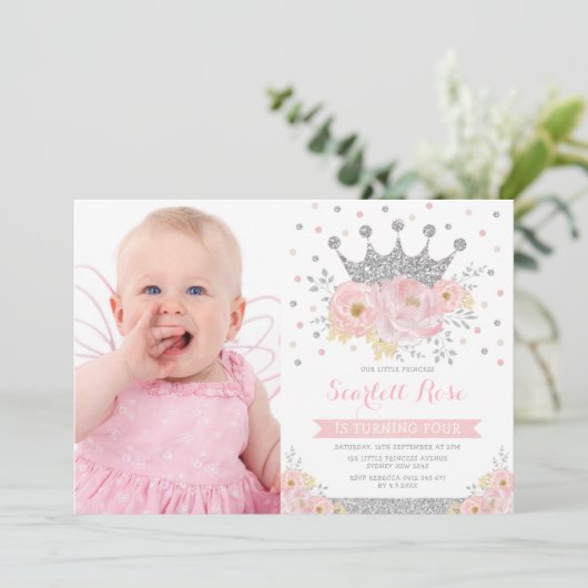 Silver Crown Princess Blush Floral Birthday Foto Kaart (Staand voorkant)