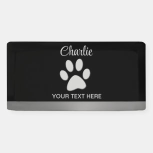 Silver Dog Paw op zwarte achtergrond Spandoek