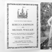 Silver Fairytale Castle Princess Carriage Weduwsch Drieluik Uitnodiging (Binnenzijde eerst)