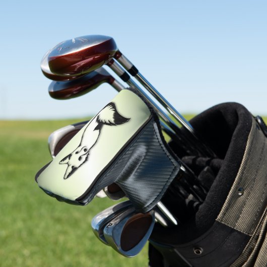 Silver Fox over Groen Golfheadcover (Insitu)