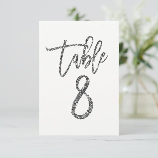 Silver Glitter Trendy Modern Script Table Number 8 Kaart (Staand voorkant)