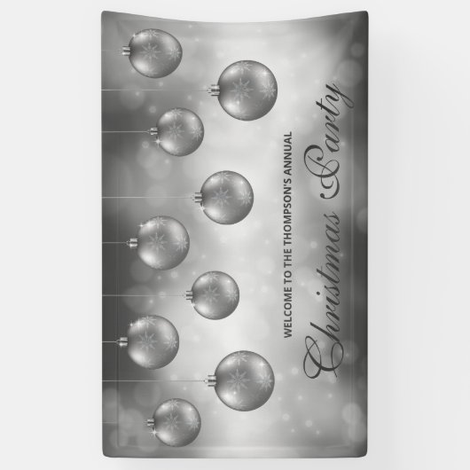 Silver Grey Baubles op Red Bokeh - kerstfeest Spandoek (Verticaal)