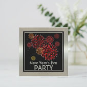 Silver met Red Fireworks New Years Party Kaart (Staand voorkant)