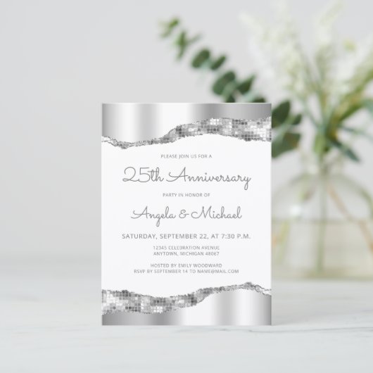 Silver Mirror Foil 25th Anniversary Invitation (Debout devant)