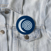 Silver Moon Spiral op donkerblauw Ronde Button 7,6 Cm (In situ)