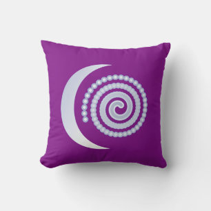 Silver Moon Spiral op paars Kussen