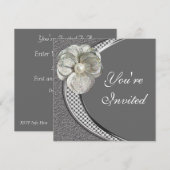 Silver Pearl Flower Party Invitation Kaart (Voorkant / Achterkant)
