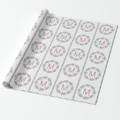 Silver Pine en Berries, gemonogmed Kerstmis Cadeaupapier (Uitgerold)