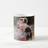 Silver Sparkly Believe Script-kerstfoto Koffiemok (Center)