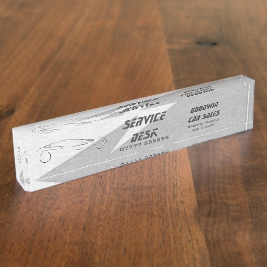 Silver sportscar, blikseminslag, showroom-serviceg naambordje (Zijkant)