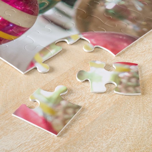 Silver Tinsel Tree met Shiny Brite Ornaments Legpuzzel (Zijkant)