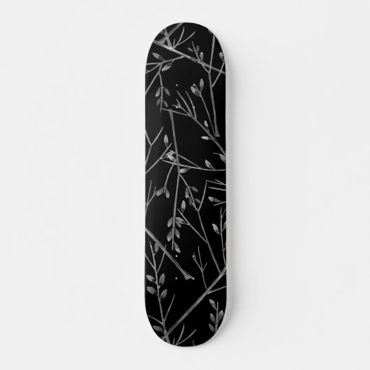 Silver Twigs op Black Skateboard (Voorkant)