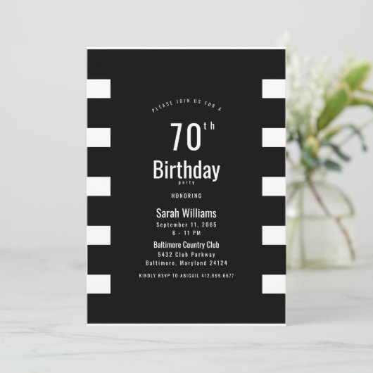 Simple B/W 70th Birthday Party Invitation (Debout devant)