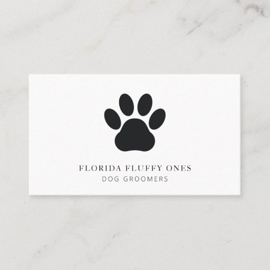 Simple Black and White Paw Print Dog Groomer Visitekaartje (Voorkant)