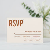Simple Boho Terracotta Typographie Mariage RSVP (Debout devant)