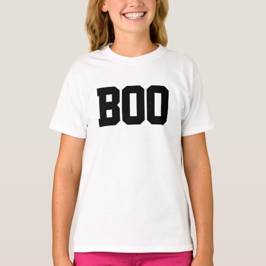 Simple “Boo” Halloween Trucker Hat  T-shirt (Voorkant)
