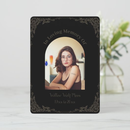 Simple Brown and Black Pagan Funeral Kaart (Staand voorkant)