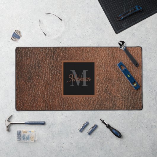 Simple Brown Leather Pattern Monogram Name  Bureaumat (Werkstation)