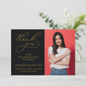 SIMPLE CALLIGRAPHIE FANTASQUE GRADUATION MERCI (Debout devant)