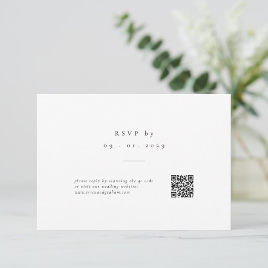 Simple Classic QR Code Wedding RSVP Card (Debout devant)