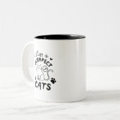 Simple Cute Adorable Life Is Purrpect With Cats Tweekleurige Koffiemok (Voorkant links)